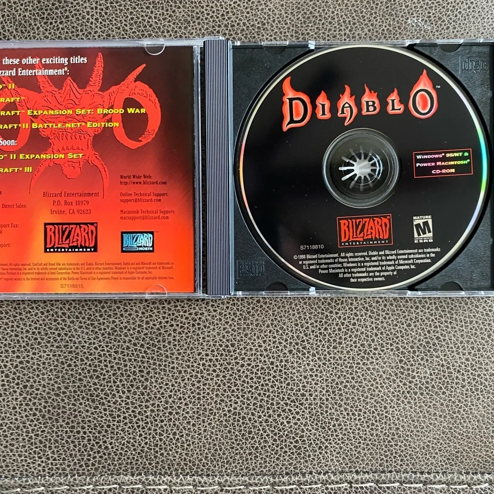 Diablo PC CD-ROM – Windows 95 / Macintosh – Blizzard – Complete Jewel Case